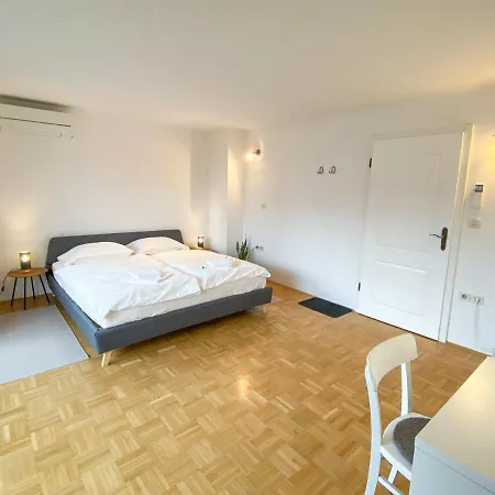 Homemade ベッド・アンド・ブレックファスト *